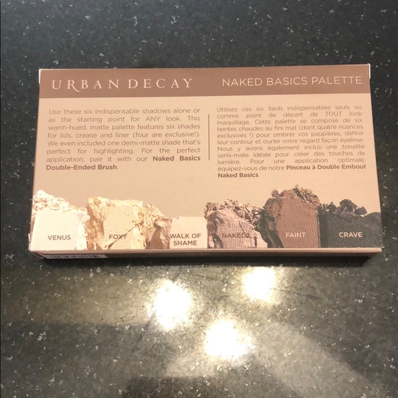 Urban Decay Naked Basics eyeshadow palette - Picture 7 of 8